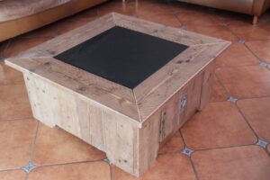 Salontafel van steigerhout